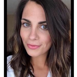 Meet your Posher, Chelsey